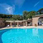 Vue Exceptionnelle Golfe De Saint -tropez Piscine 6ch 6 Sdb 12 Personnes فيلة سانت ماكسيم