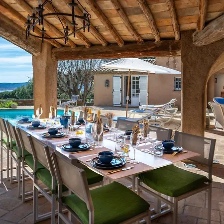 Vue Exceptionnelle Golfe De Saint -tropez Piscine 6ch 6 Sdb 12 Personnes Villa Sainte-Maxime
