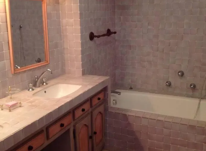 Villa Familiale Vue Exceptionnelle Golfe De Saint -tropez 6ch 6 Sdb 12 Personnes