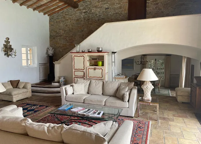 Familiale Vue Exceptionnelle Golfe De Saint -tropez 6ch 6 Sdb 12 Personnes Villa Sainte-Maxime