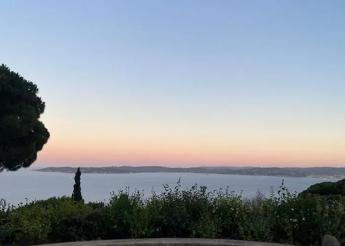 Villa Familiale Vue Exceptionnelle Golfe De Saint -tropez 6ch 6 Sdb 12 Personnes Sainte-Maxime