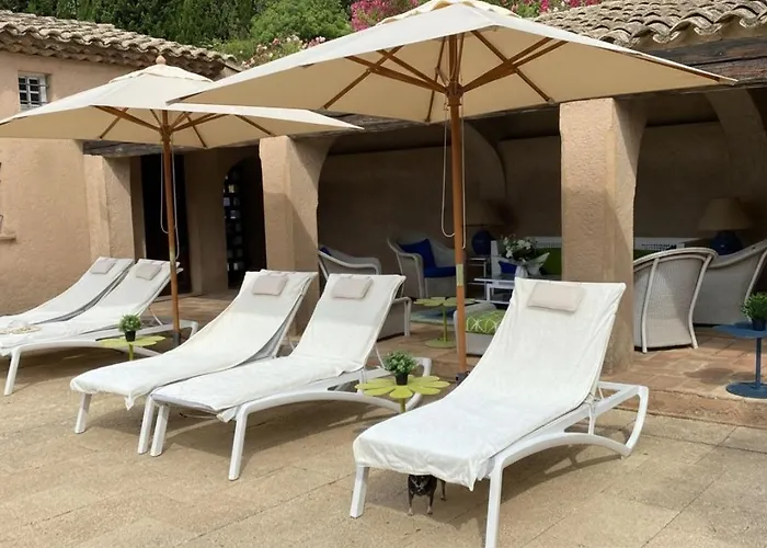 Familiale Vue Exceptionnelle Golfe De Saint -tropez 6ch 6 Sdb 12 Personnes Villa