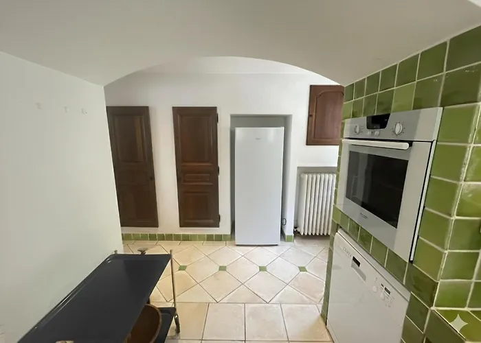 Villa Familiale Vue Exceptionnelle Golfe De Saint -tropez 6ch 6 Sdb 12 Personnes