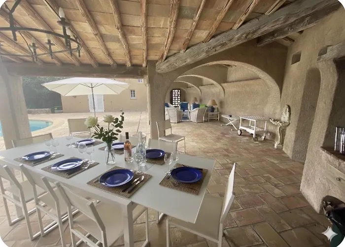 Familiale Vue Exceptionnelle Golfe De Saint -tropez 6ch 6 Sdb 12 Personnes Villa Sainte-Maxime