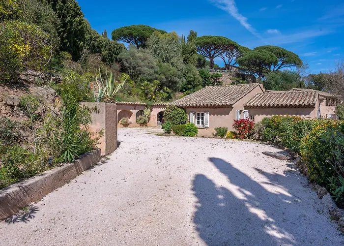 ヴィラ Vue Exceptionnelle Golfe De Saint -tropez Piscine 6ch 6 Sdb 12 Personnes